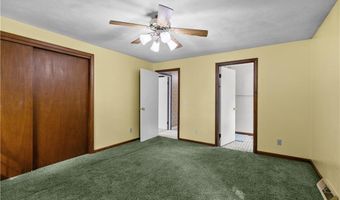 38 Greenwood Rd, North Kingstown, RI 02852
