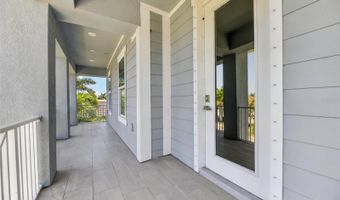 825 MANNS HARBOR Dr, Apollo Beach, FL 33572
