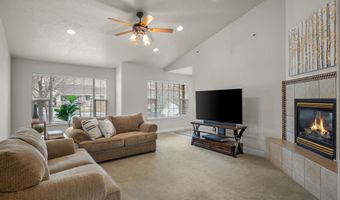 3957 W HONEY LOCUST Ln, Cedar Hills, UT 84062