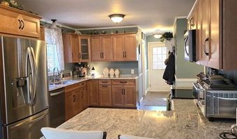 999 Old Coldbrook Rd, Barre, MA 01005