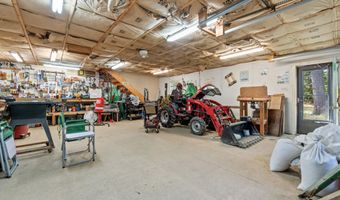 175 Buck N Doe Trl, Augusta, ME 04330