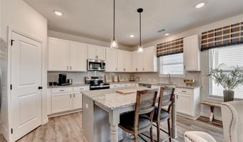 305 Rodeo Dr, Auburn, GA 30011