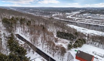 57 Oxford St, Augusta, ME 04330