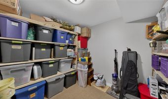 1442 30th St NW, Austin, MN 55912