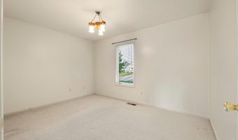 1408 Duesenberg Dr, Auburn, IN 46706