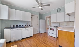 135 Dover Rd, West Hartford, CT 06119