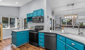 2807 NE Lotno Dr, Bend, OR 97701