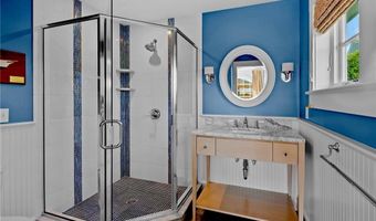 140 Tuckerman Ave, Middletown, RI 02842