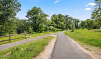 2500 Q St NW 524, Washington, DC 20007