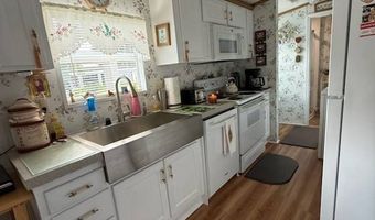 692 Tulip Cir E, Auburndale, FL 33823
