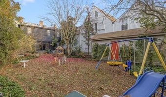 73 Thames St 1, Newport, RI 02840