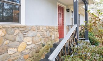 49 Pinedale Rd, Asheville, NC 28805