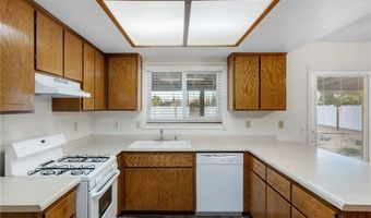 10966 Neola Rd, Apple Valley, CA 92308