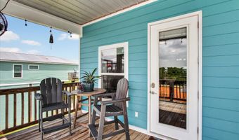 4032 Bank St, Bay St. Louis, MS 39520