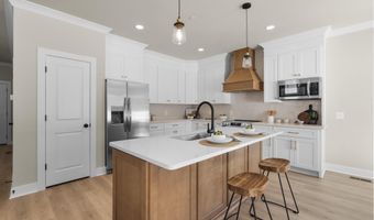 16203 PENNSBURY Dr, Bowie, MD 20716