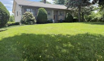 363 Mount Hope Ave, Bangor, ME 04401