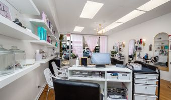 912 Main St, Antioch, IL 60002