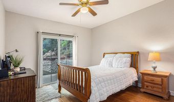 3196 Crystal Ct, Escondido, CA 92025
