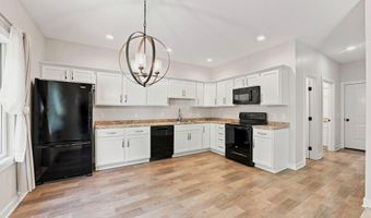 513 Williamson Cir, Angola, IN 46703