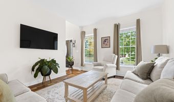 14 Brittany Dr, Bayville, NJ 08721