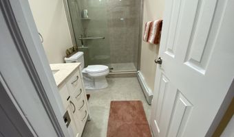 205 Ocean Ave 27, Belmar, NJ 07719