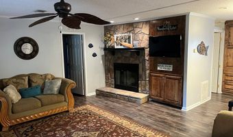 1385 Calhoun Dr, Abbeville, AL 36310