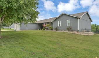 8244 SW Indian Hills Rd, Auburn, KS 66402