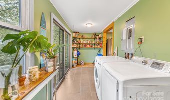 127 Jonestown Rd, Asheville, NC 28804