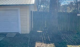 338 E PETERS, De Kalb, TX 75559