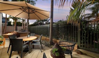 6878 Tradewinds Dr, Carlsbad, CA 92011