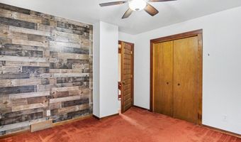 540 Roundtree Dr NE, Ada, MI 49301