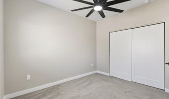 16 E Davis Ln, Avondale, AZ 85323