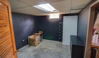 2401 Crislisa Dr, Alton, IL 62002