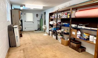 1203 Oak Ave, Aurora, MO 65605
