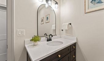 642 Xavier Pl, Ames, IA 50014