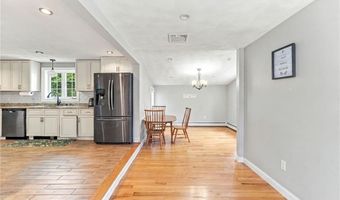 216 Hyde St, Cranston, RI 02920
