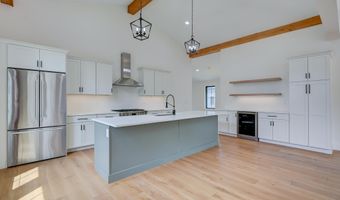 19 Hidden Glade Dr, Bartlett, NH 03845