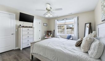 237 Broadmore Cir, Angola, IN 46703