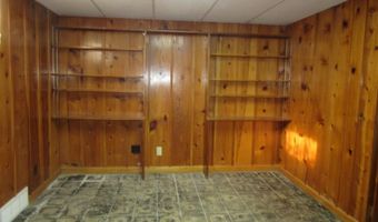 520 Circle Dr E, Cody, WY 82414