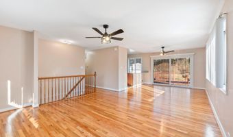 7852 OREANA Dr, Annandale, VA 22003
