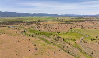 10771 E Langell Valley Rd, Bonanza, OR 97623