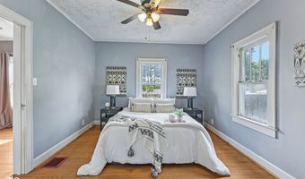 5201 E North St, Indianapolis, IN 46219