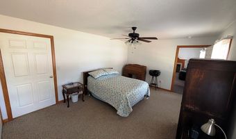 16 HIGHLAND Dr, Albion, PA 16401