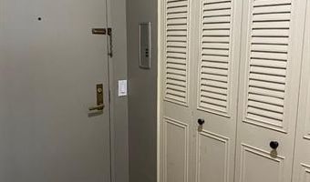 555 E William St 18K, Ann Arbor, MI 48104