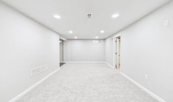 1112 Forest St, Brookings, SD 57006