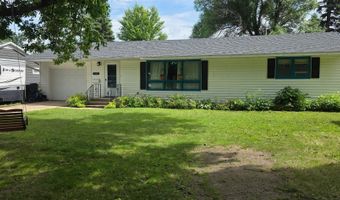 908 Westwood Dr SW, Alexandria, MN 56308
