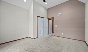 939 Barberry Cir, Amherst, OH 44001