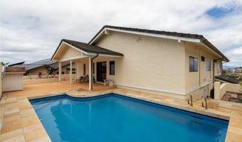 98-827 Ainanui Loop, Aiea, HI 96701