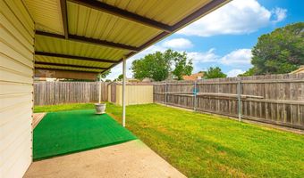 5532 Creek Valley Dr, Arlington, TX 76018