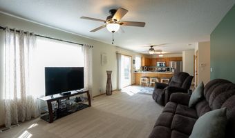 1211 10th Ave SE, Altoona, IA 50009
